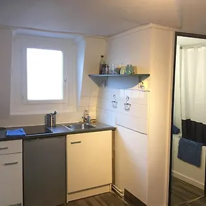  Appartement Studio Gambetta Republique France